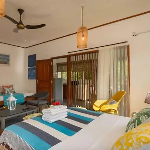 Apartment Milles Montagnes, Anse Royale